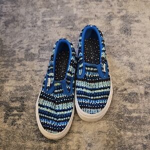 Vera Bradley Womens Striped Blue Slip-On Sneakers